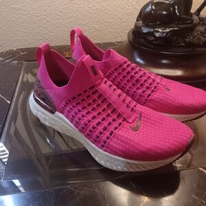 Nike Women's Pink Running Shoes
